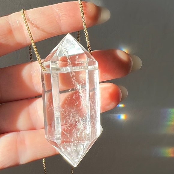 Extra large clear quartz pendant necklace - Picture 5 of 6